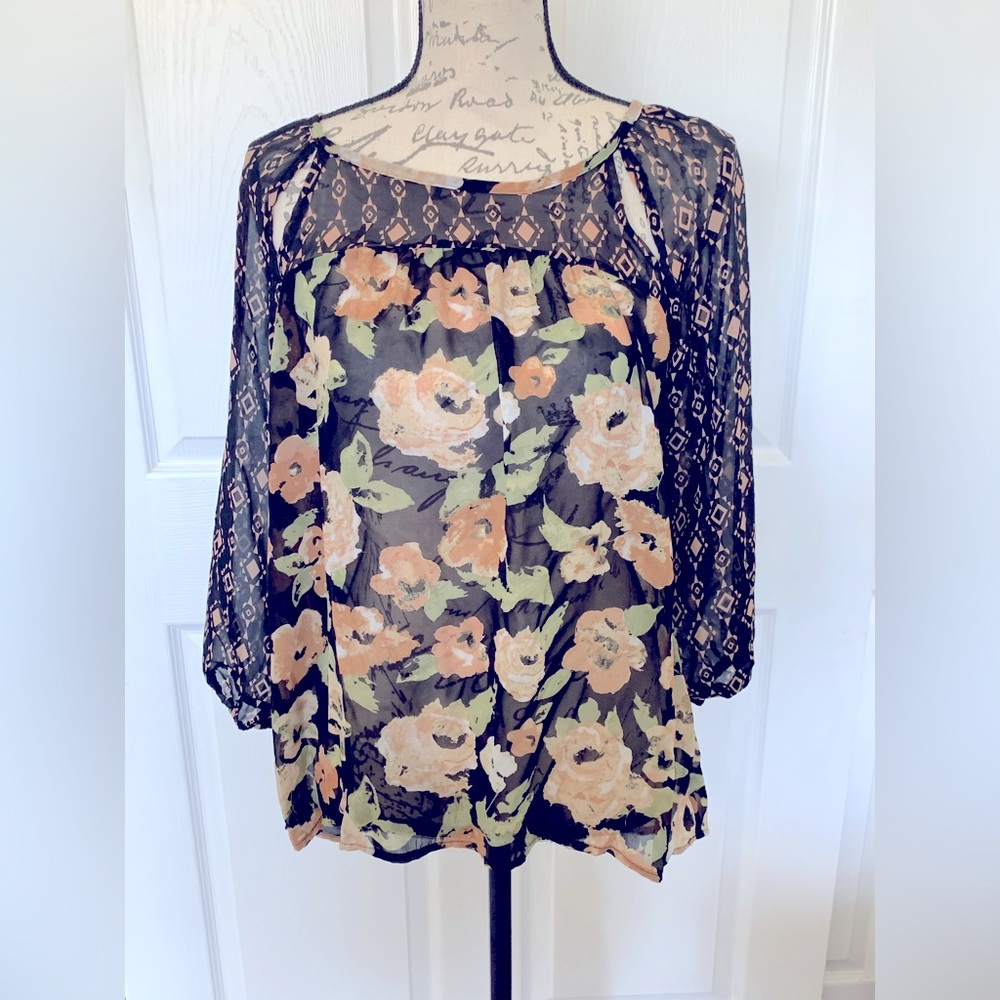 W.F. Floral blouse